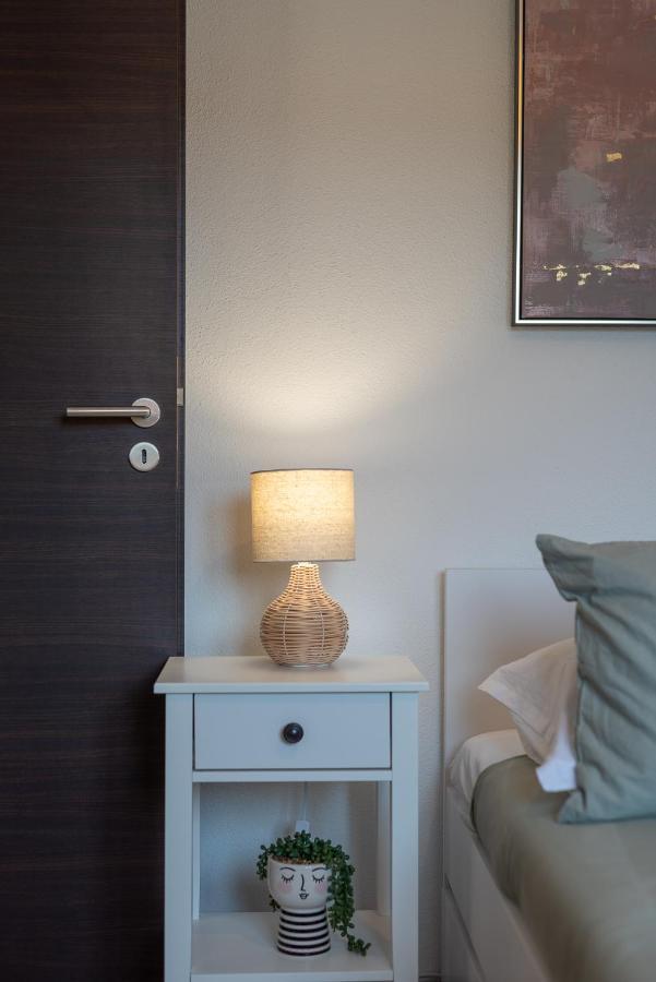 Beach Apartman Marela Slatine Eksteriør billede